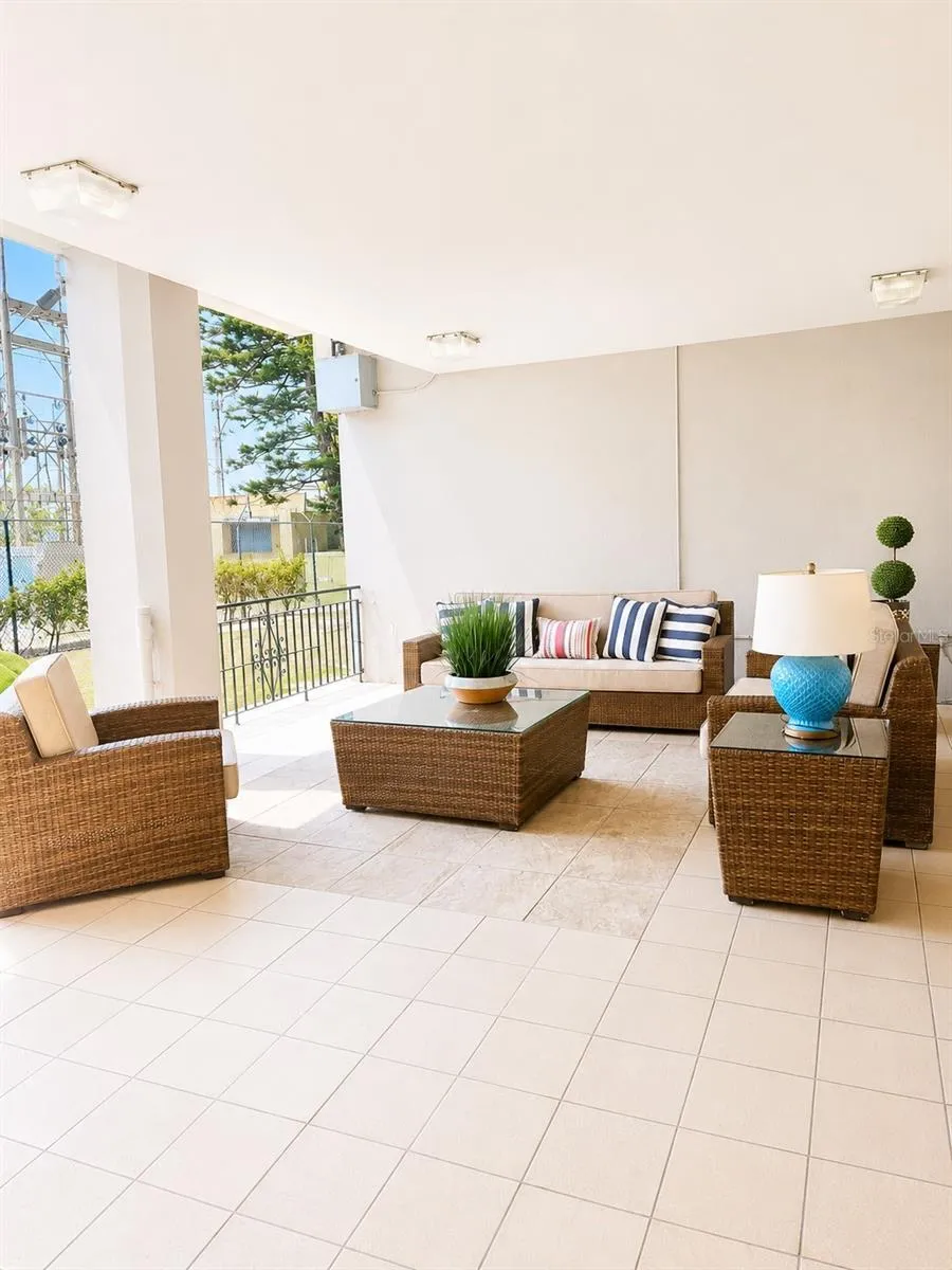 MIRAMAR TOWER 721 HERNANDEZ ST #11C San Juan, PR 00907