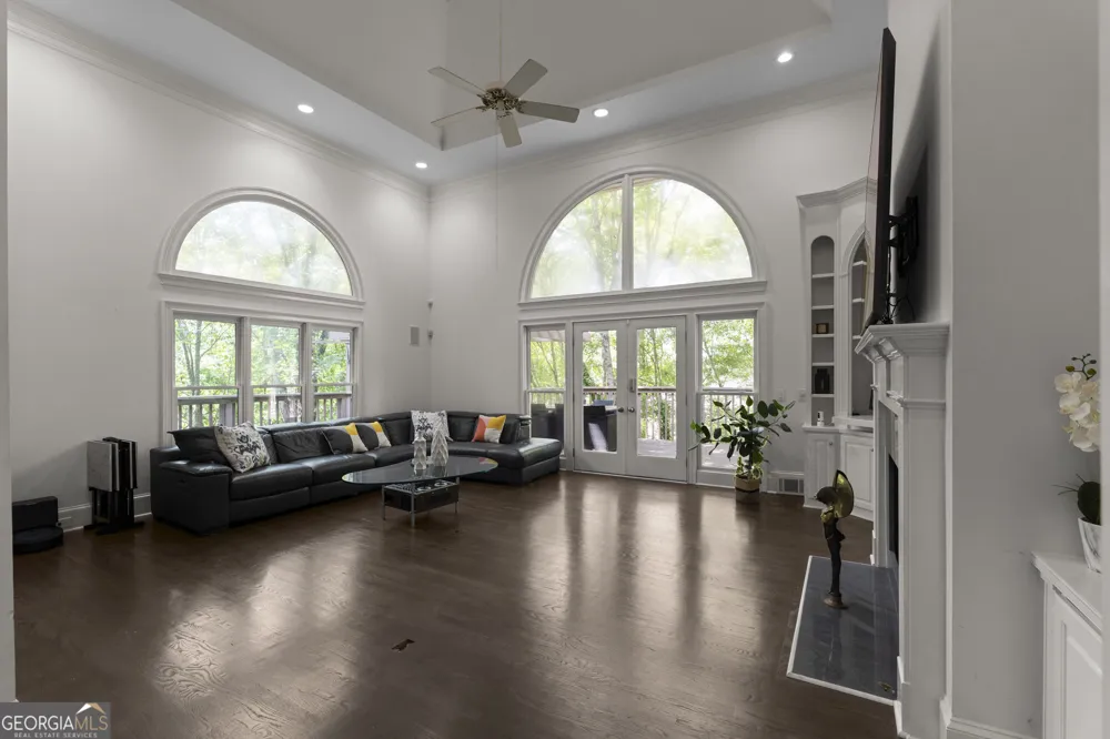 27 Wing Mill RD Sandy Springs, GA 30350