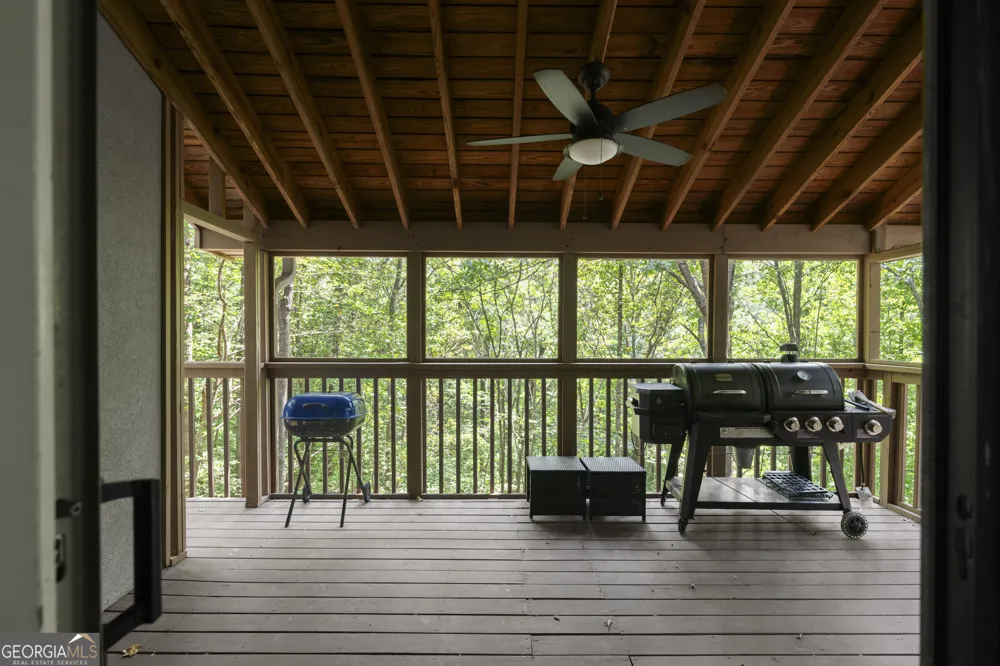 27 Wing Mill RD Sandy Springs, GA 30350