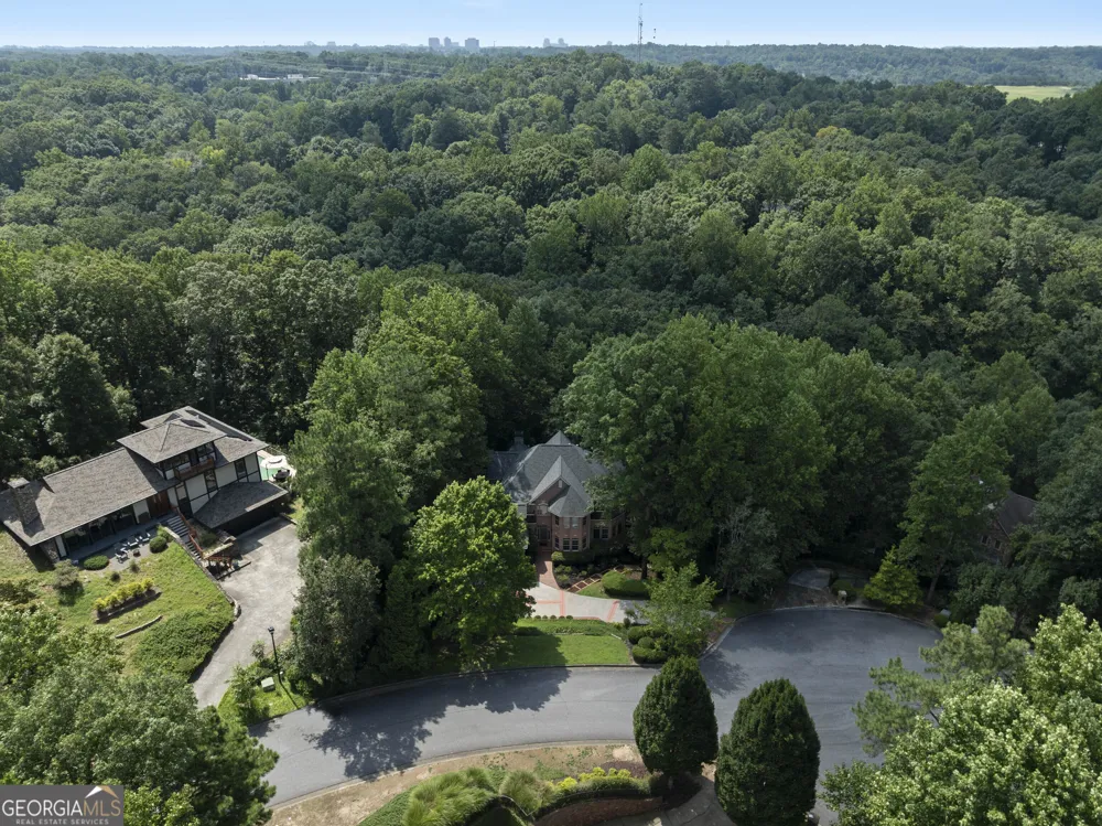 27 Wing Mill RD Sandy Springs, GA 30350