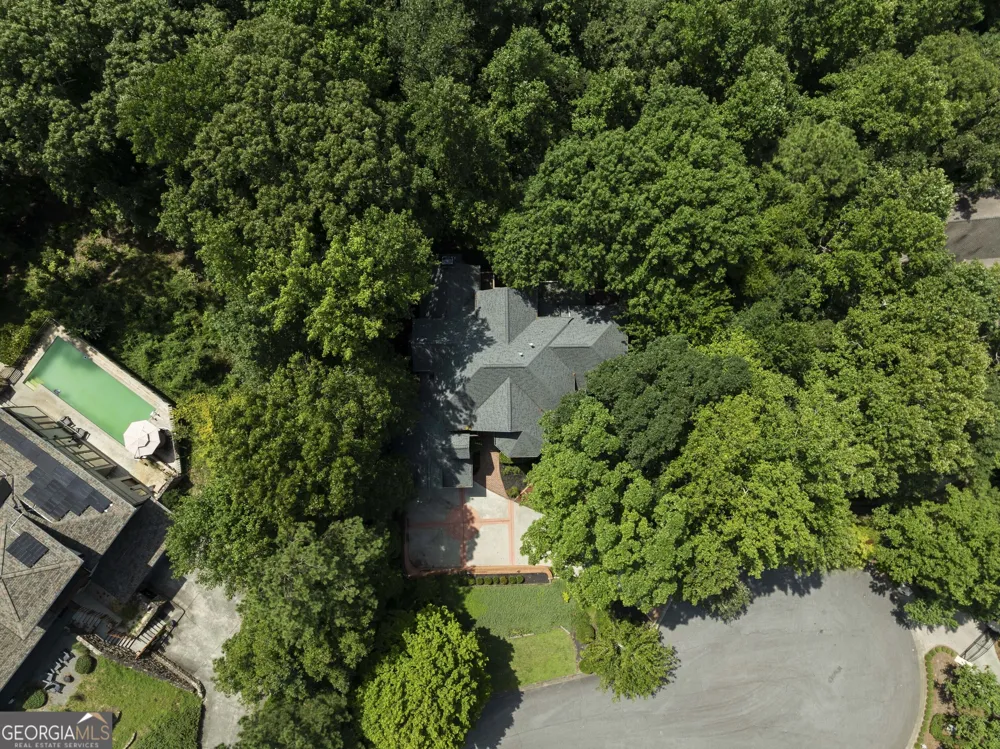 27 Wing Mill RD Sandy Springs, GA 30350