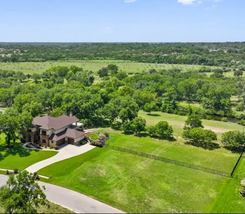 404 Golden Eagle Way