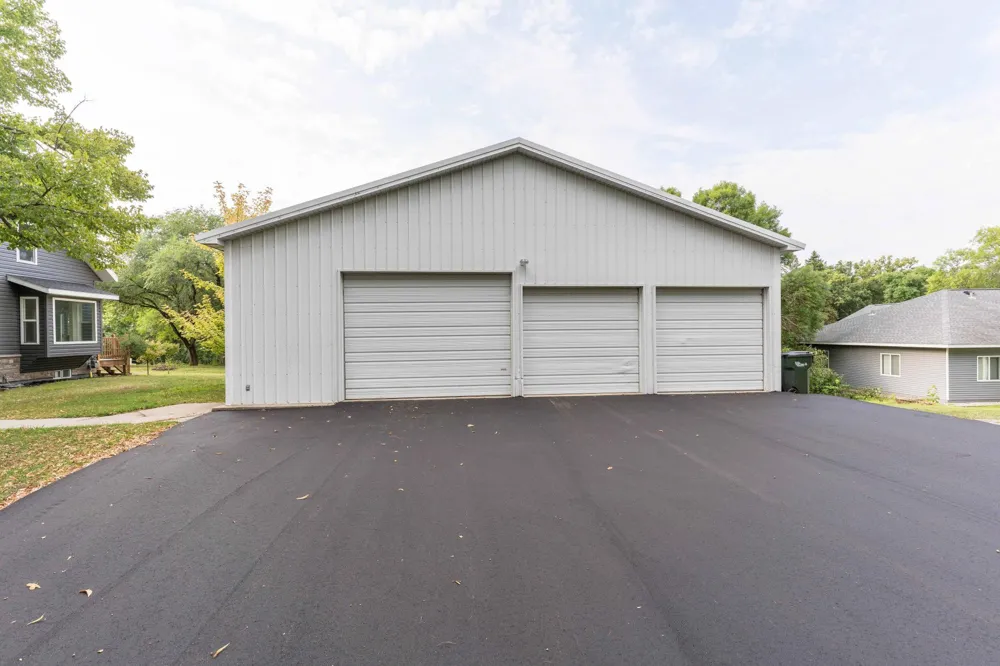 2416 E Fir Avenue Fergus Falls, MN 56537