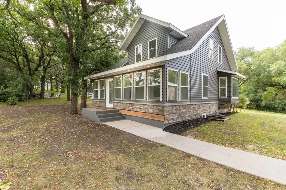 2416 E Fir Avenue Fergus Falls, MN 56537