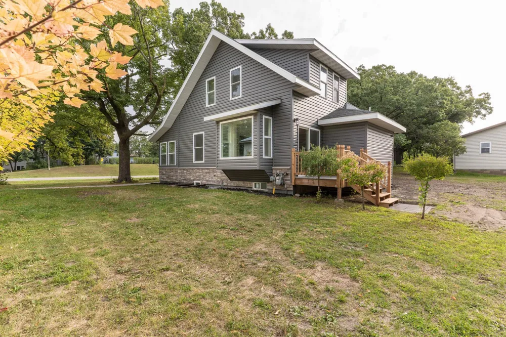 2416 E Fir Avenue Fergus Falls, MN 56537