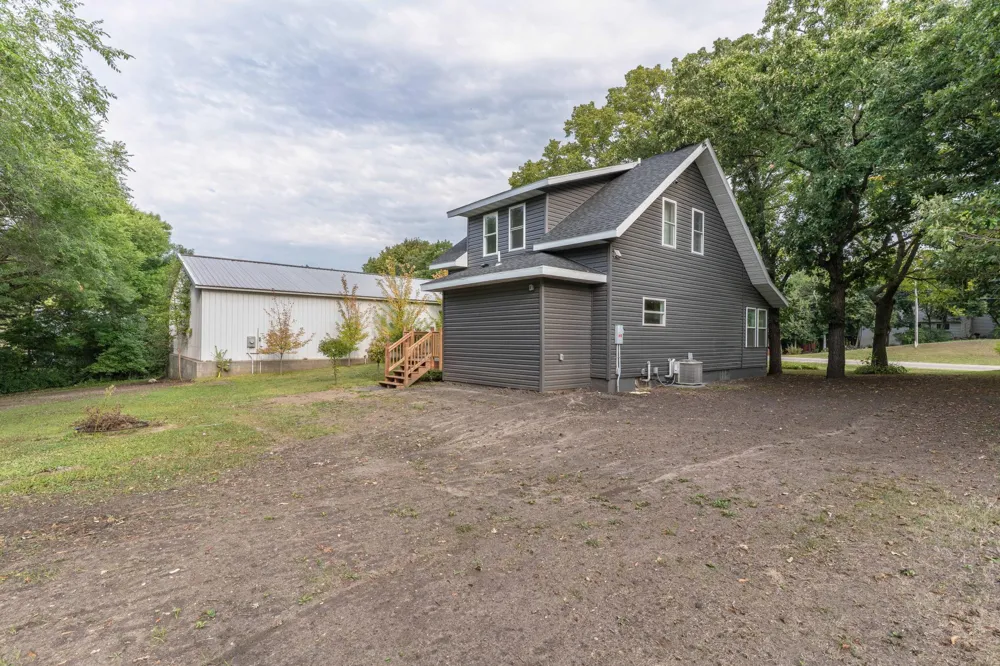 2416 E Fir Avenue Fergus Falls, MN 56537