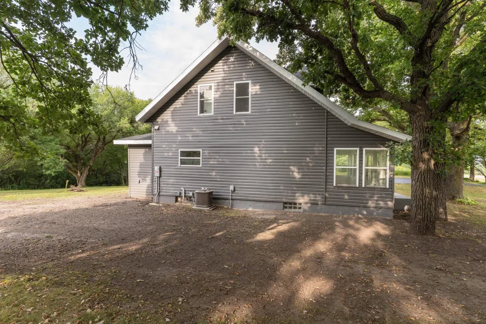 2416 E Fir Avenue Fergus Falls, MN 56537