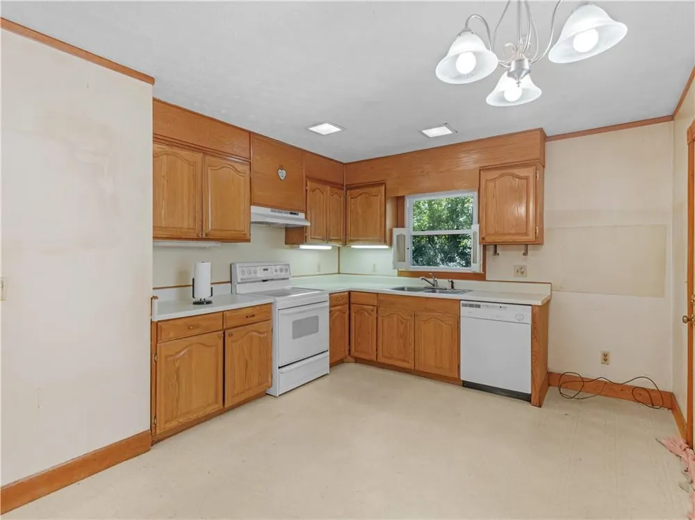 411 Moseley Drive Stockbridge, GA 30281