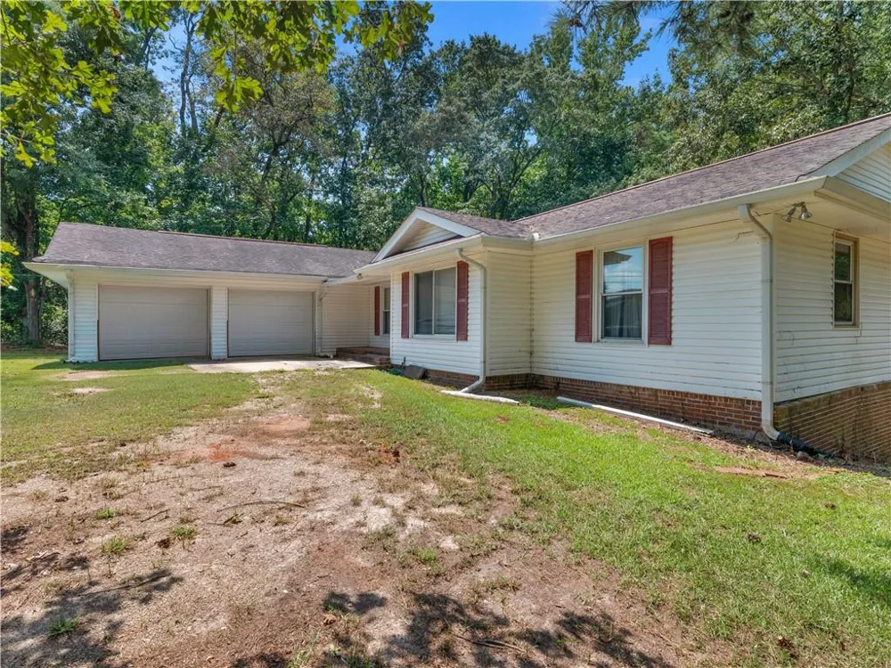 411 Moseley Drive Stockbridge, GA 30281