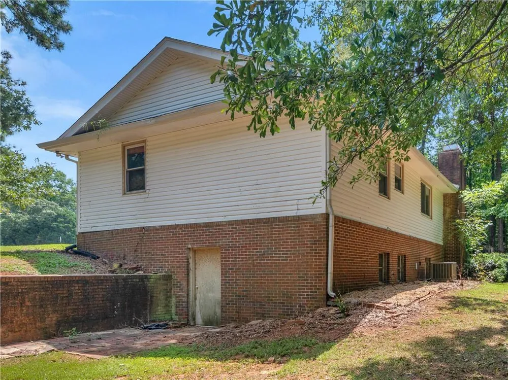 411 Moseley Drive Stockbridge, GA 30281
