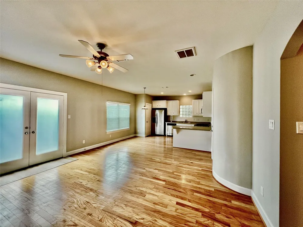 3731 Main Poplar Drive Houston, TX 77025