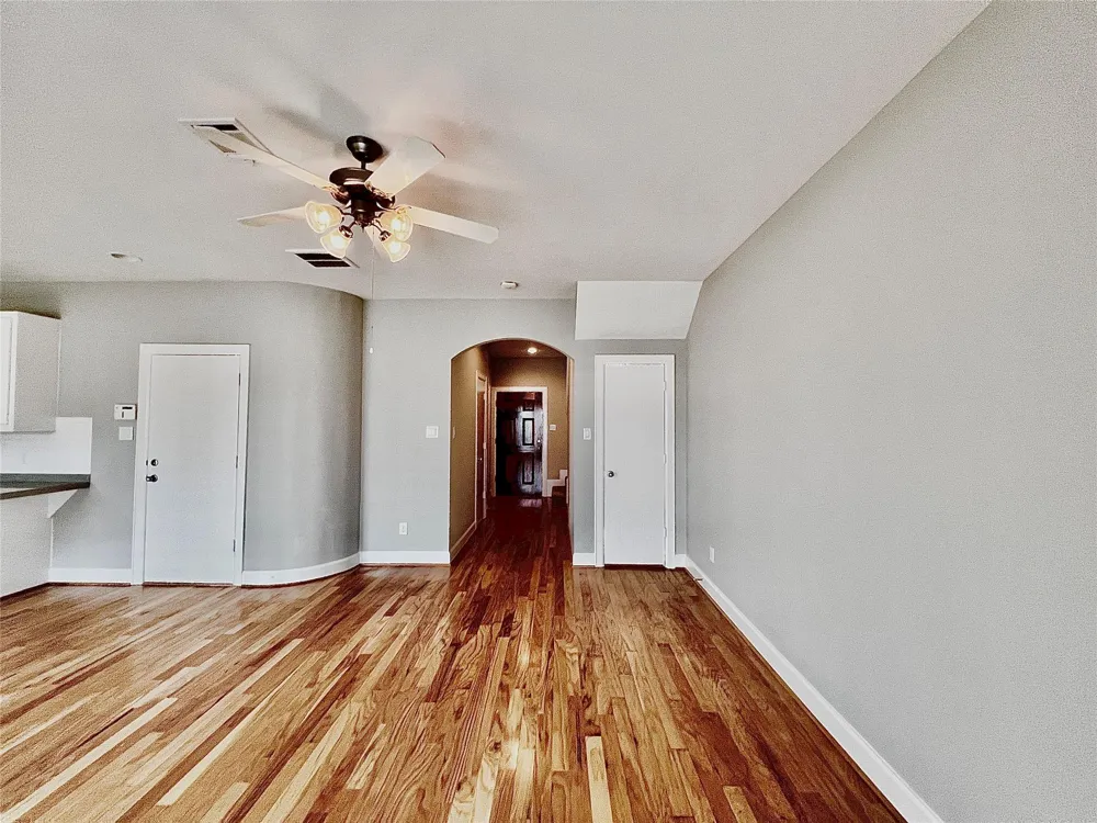 3731 Main Poplar Drive Houston, TX 77025
