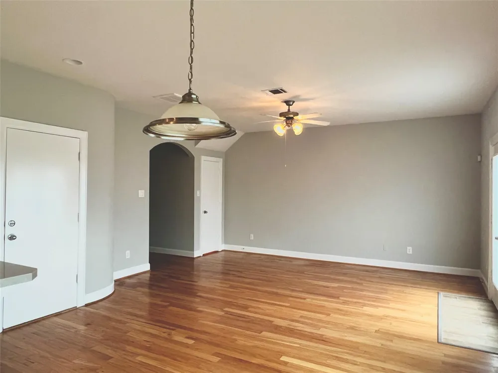 3731 Main Poplar Drive Houston, TX 77025