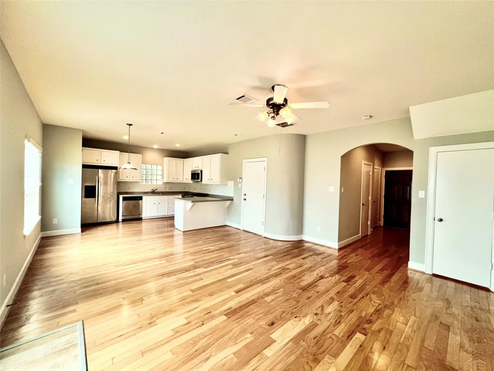 3731 Main Poplar Drive Houston, TX 77025