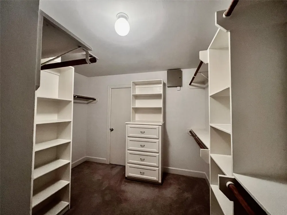 3731 Main Poplar Drive Houston, TX 77025