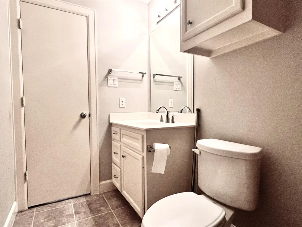 3731 Main Poplar Drive Houston, TX 77025