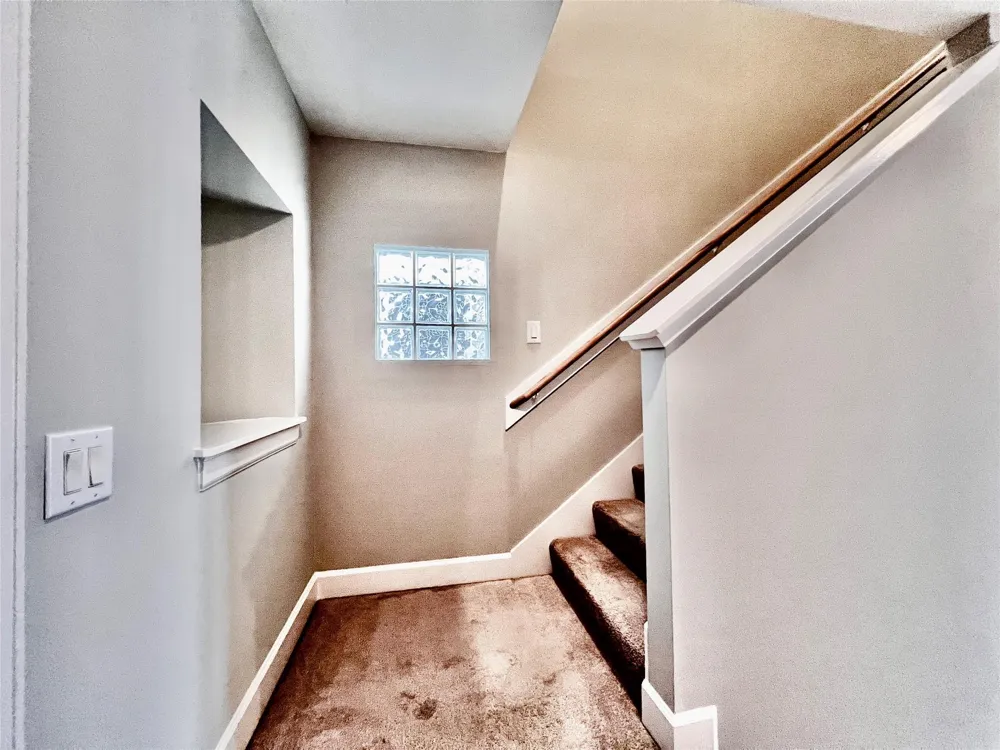 3731 Main Poplar Drive Houston, TX 77025