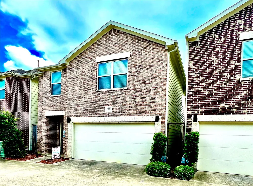 3731 Main Poplar Drive Houston, TX 77025
