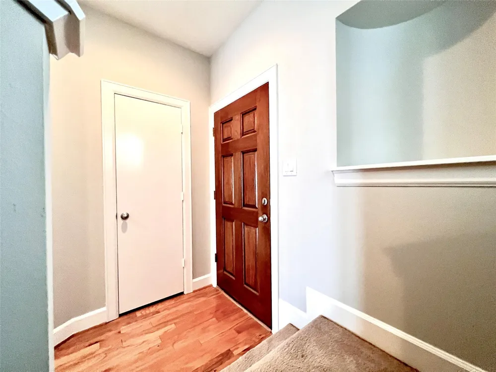 3731 Main Poplar Drive Houston, TX 77025