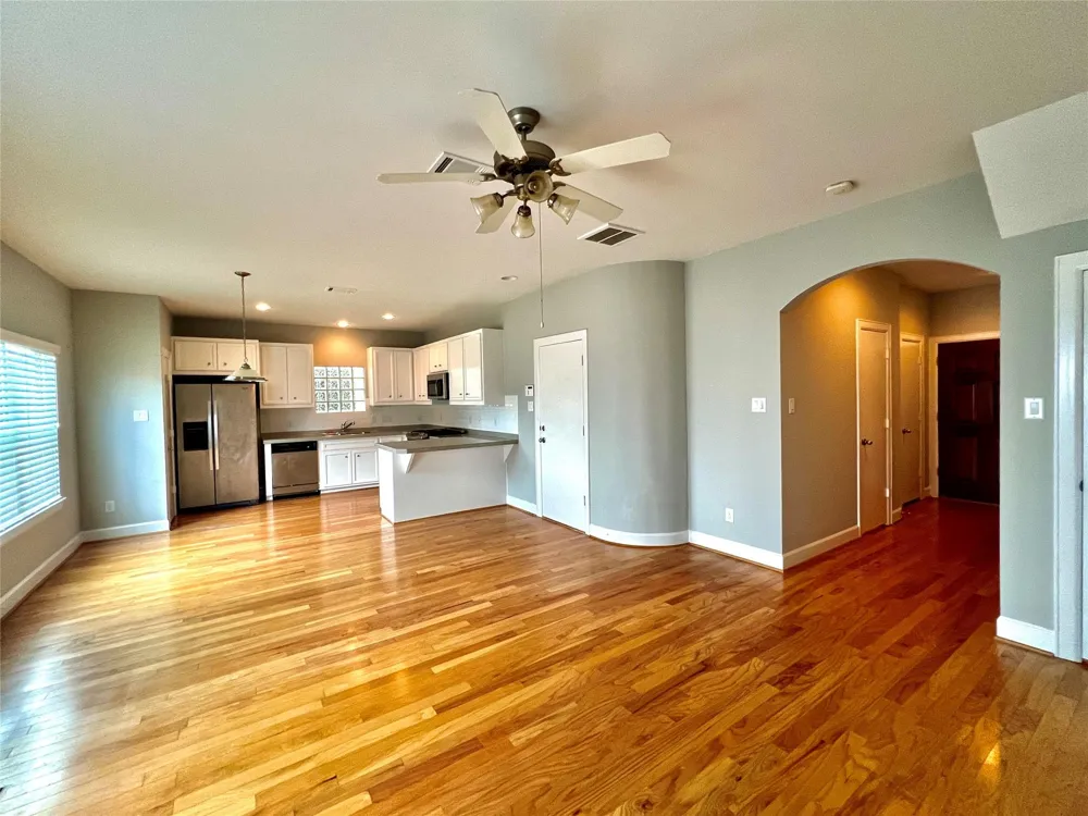 3731 Main Poplar Drive Houston, TX 77025