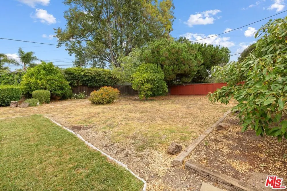 436 Via Roma Santa Barbara, CA 93110