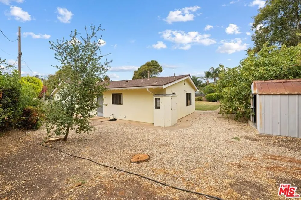436 Via Roma Santa Barbara, CA 93110