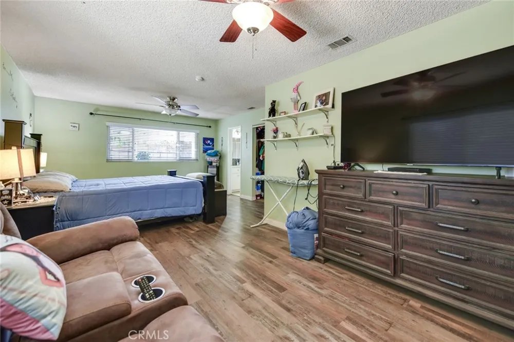 11200 Puente Way Jurupa Valley, CA 91752