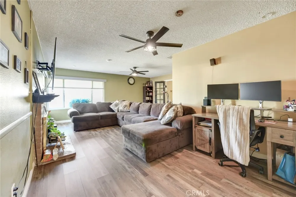 11200 Puente Way Jurupa Valley, CA 91752