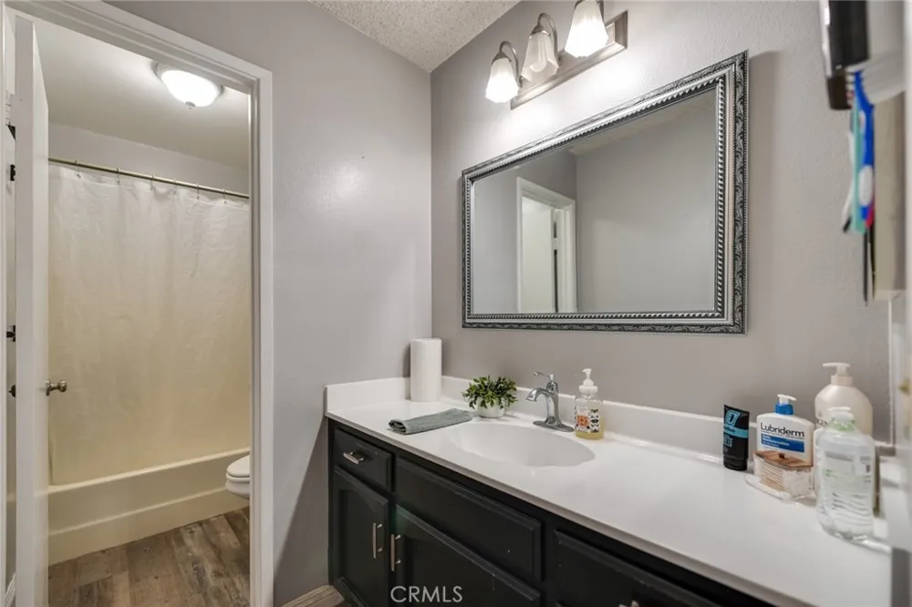 11200 Puente Way Jurupa Valley, CA 91752