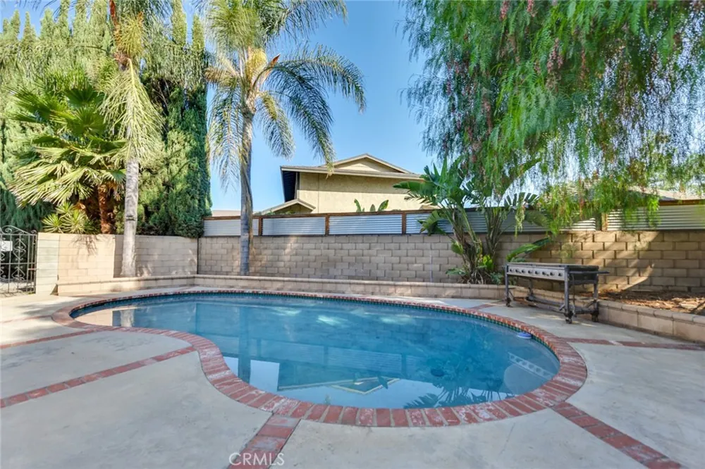 11200 Puente Way Jurupa Valley, CA 91752