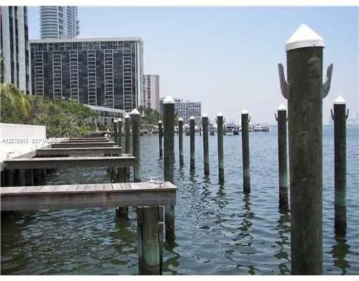 2101 Brickell Ave #1805 Miami, FL 33129
