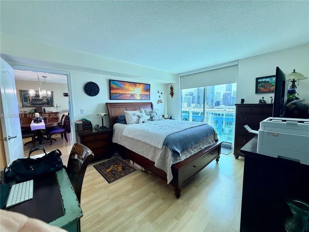 2101 Brickell Ave #1805 Miami, FL 33129