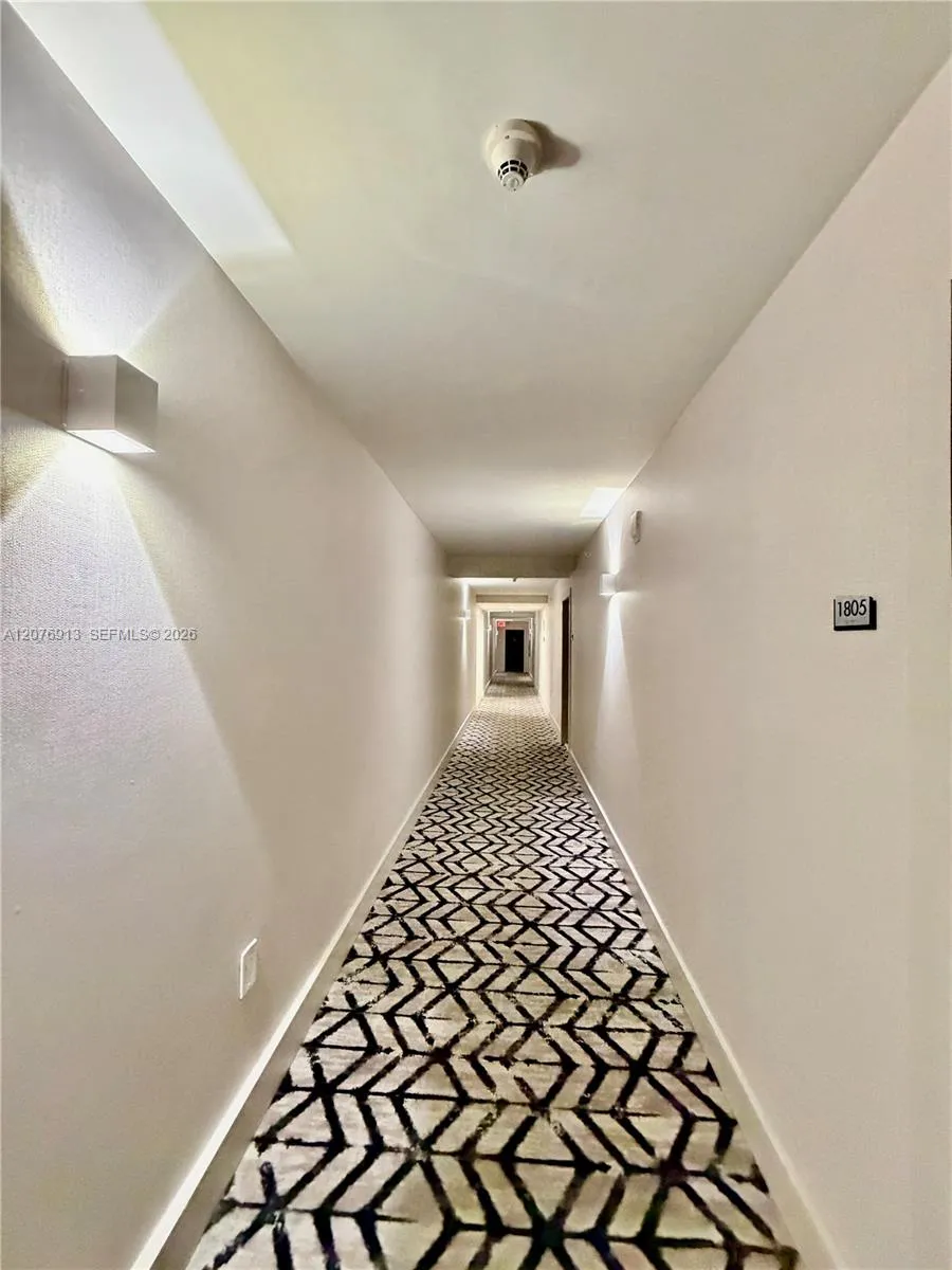 2101 Brickell Ave #1805 Miami, FL 33129