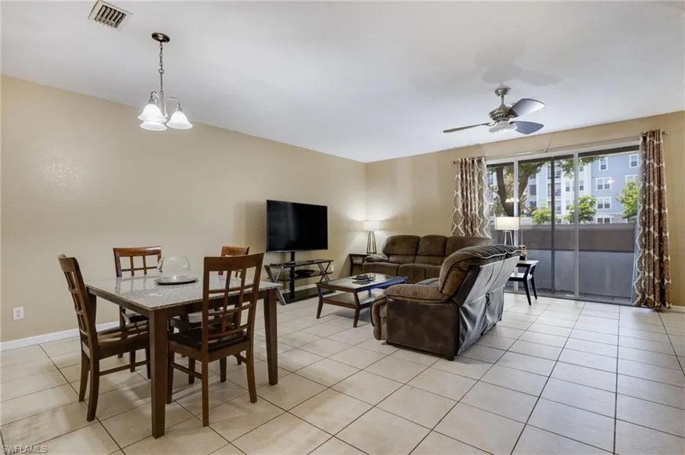 9977 Chiana Circle Fort Myers, FL 33905