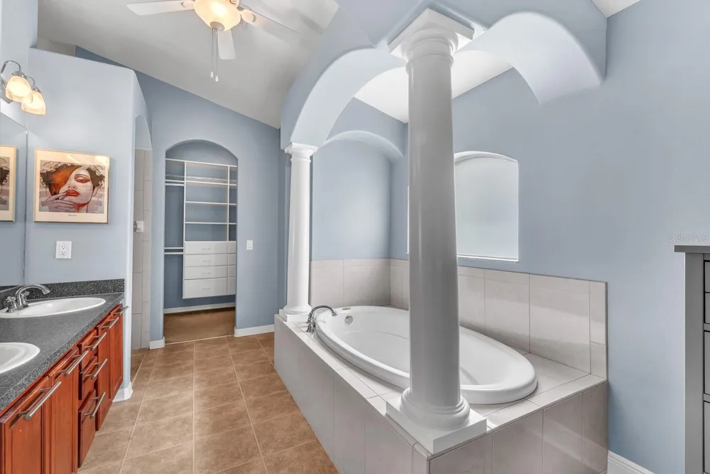 16405 BRIDGEWALK DRIVE Lithia, FL 33547