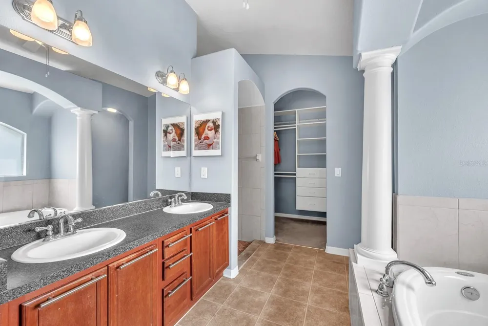 16405 BRIDGEWALK DRIVE Lithia, FL 33547
