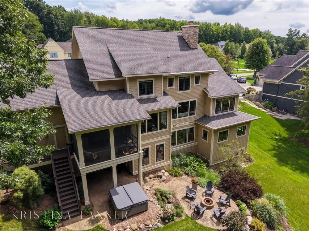 5782 Manchester Hills Drive SE Cascade Charter Township, MI 49546