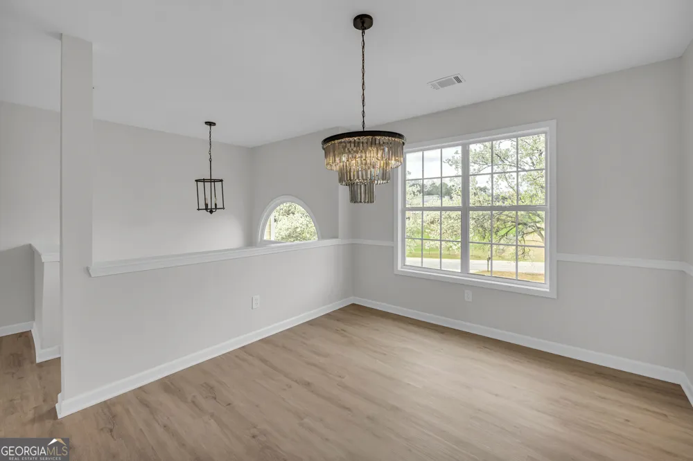 301 Jonaquil AVE Auburn, GA 30011