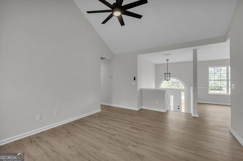 301 Jonaquil AVE Auburn, GA 30011
