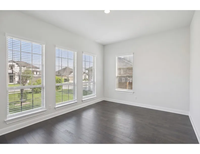 2436 Capestrano Circle Round Rock, TX 78665