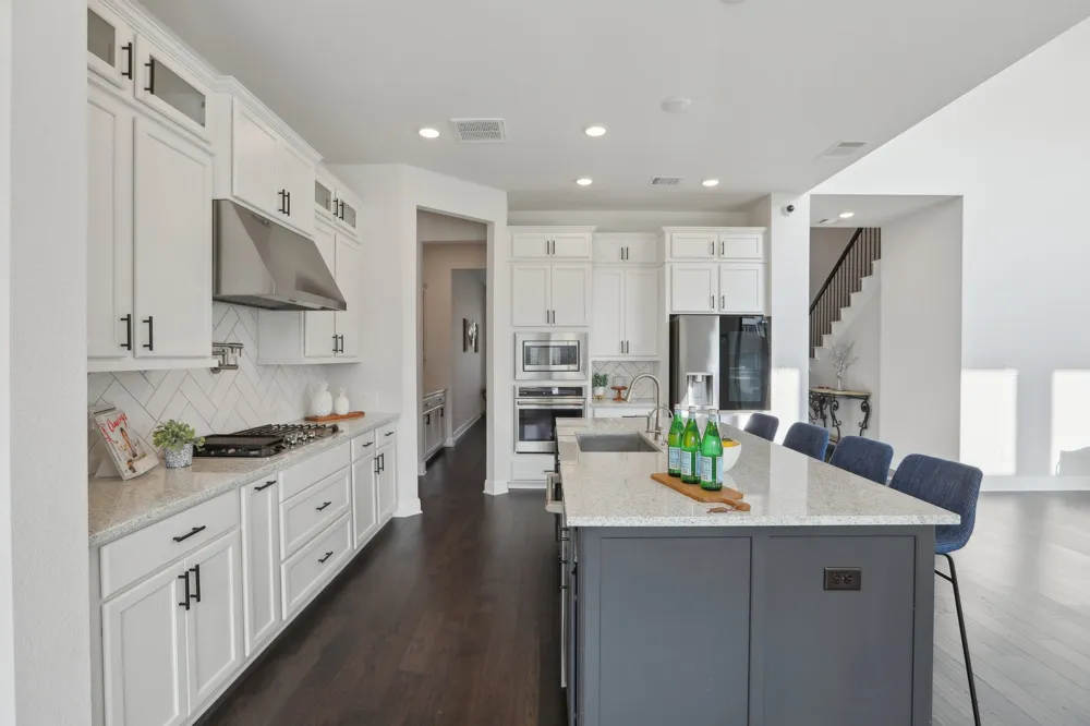 2436 Capestrano Circle Round Rock, TX 78665