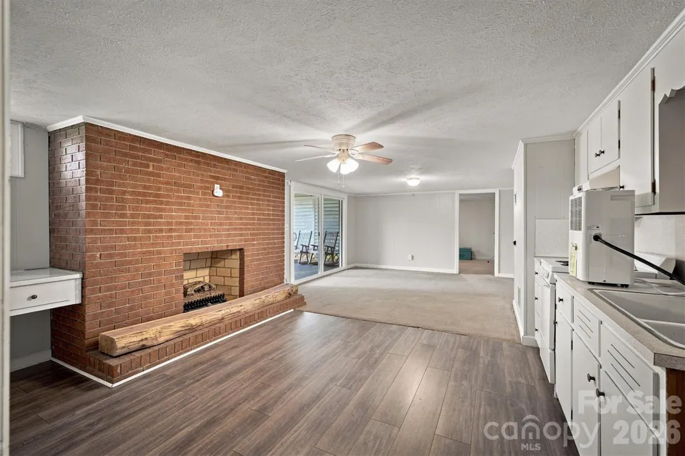 103 Park Street Morganton, NC 28655