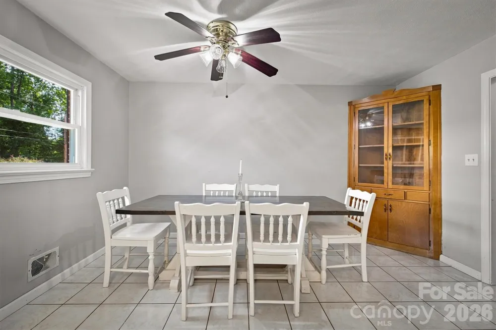 103 Park Street Morganton, NC 28655