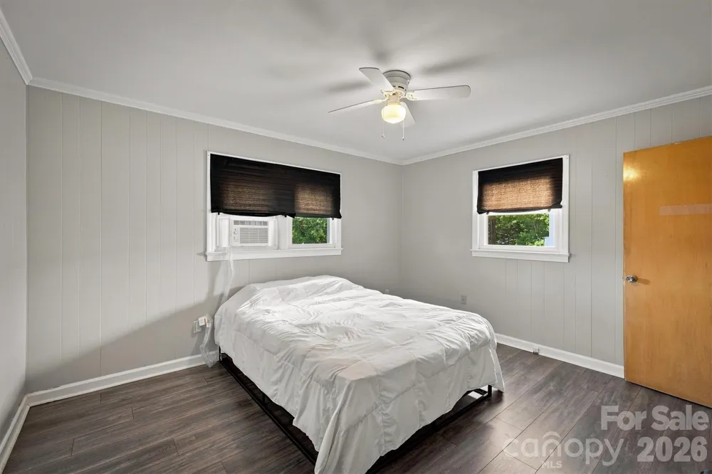 103 Park Street Morganton, NC 28655