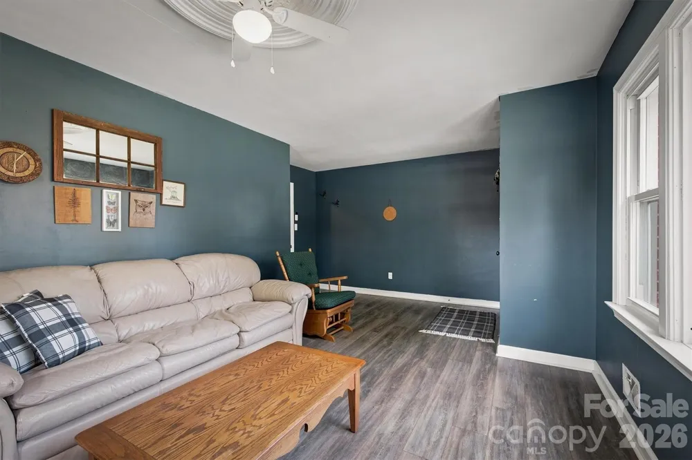103 Park Street Morganton, NC 28655