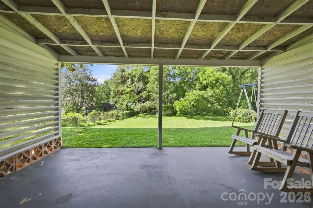 103 Park Street Morganton, NC 28655