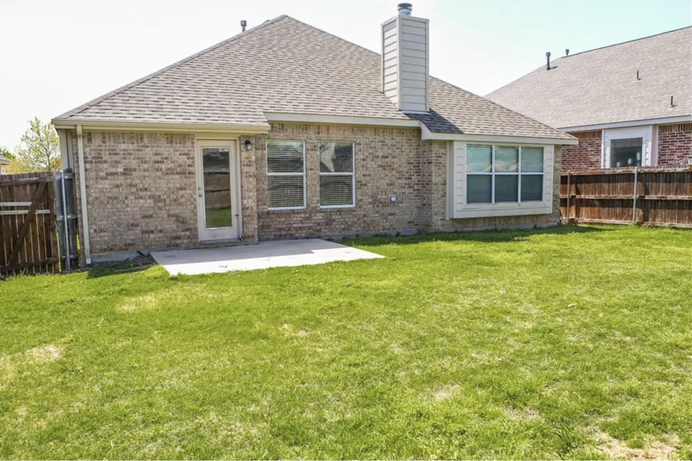 5716 Balmorhea Drive Denton, TX 76226