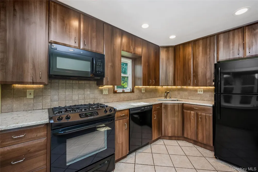 82 Herman Avenue North Babylon, NY 11703