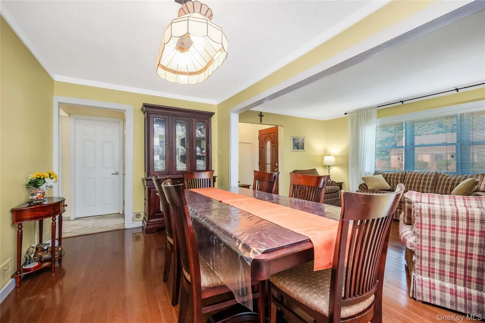82 Herman Avenue North Babylon, NY 11703