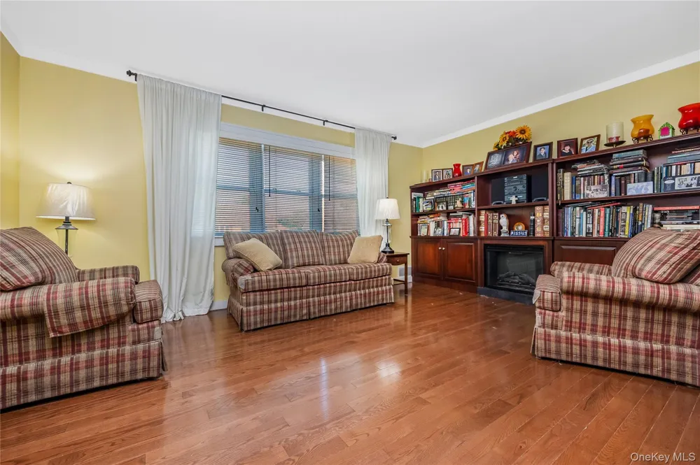 82 Herman Avenue North Babylon, NY 11703